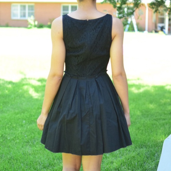 Black Evening/coctail Dress - Picture 5 of 8